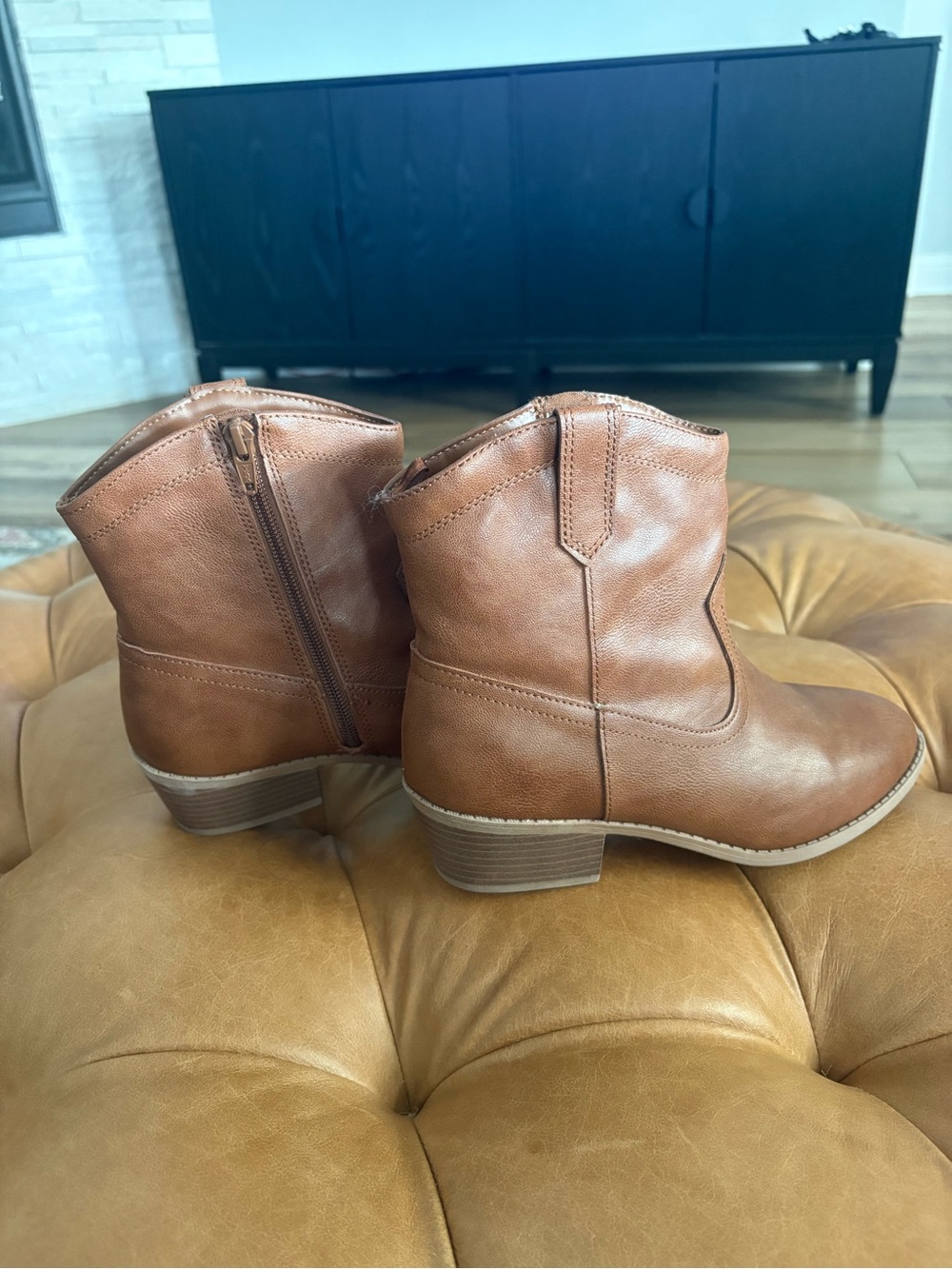 Girls boots by Old Navy